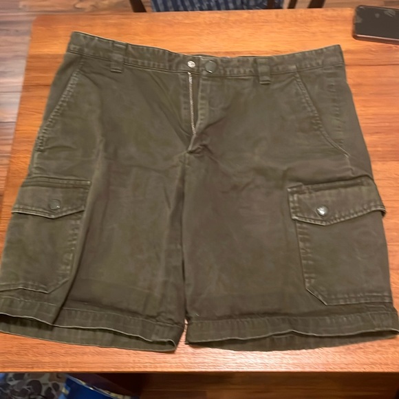 Men’s Large A.P.C. Cargo Shorts Green - Picture 1 of 5